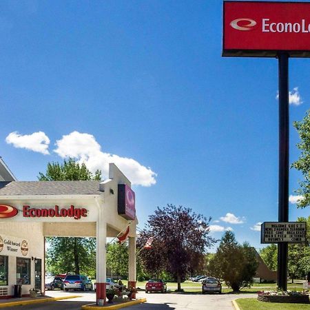 Econo Lodge Grand Forks Exteriér fotografie