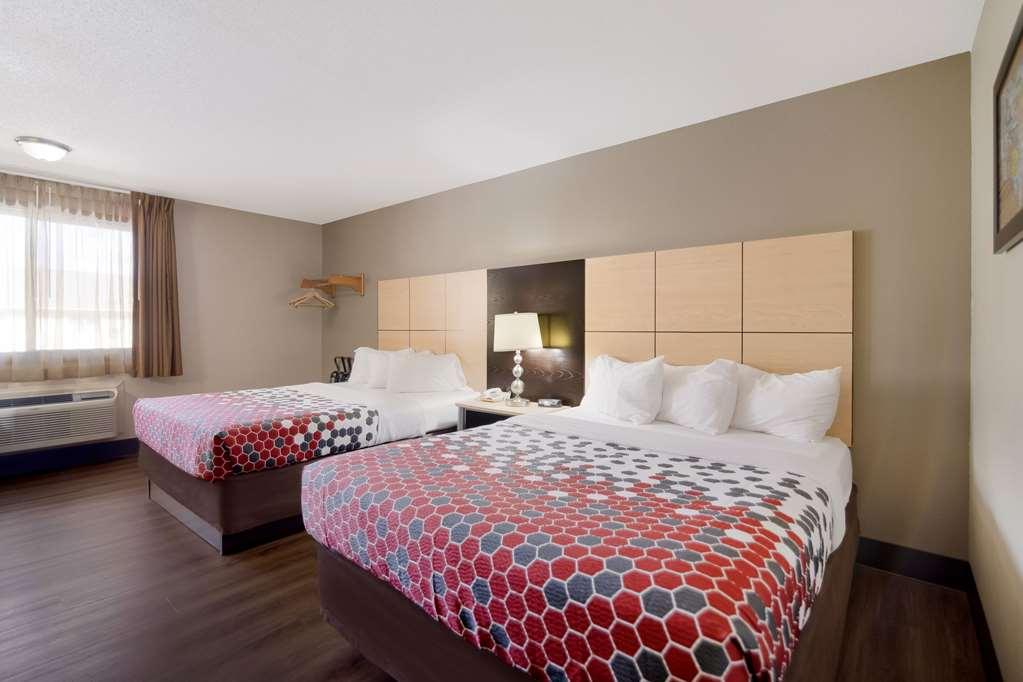Econo Lodge Grand Forks Pokoj fotografie