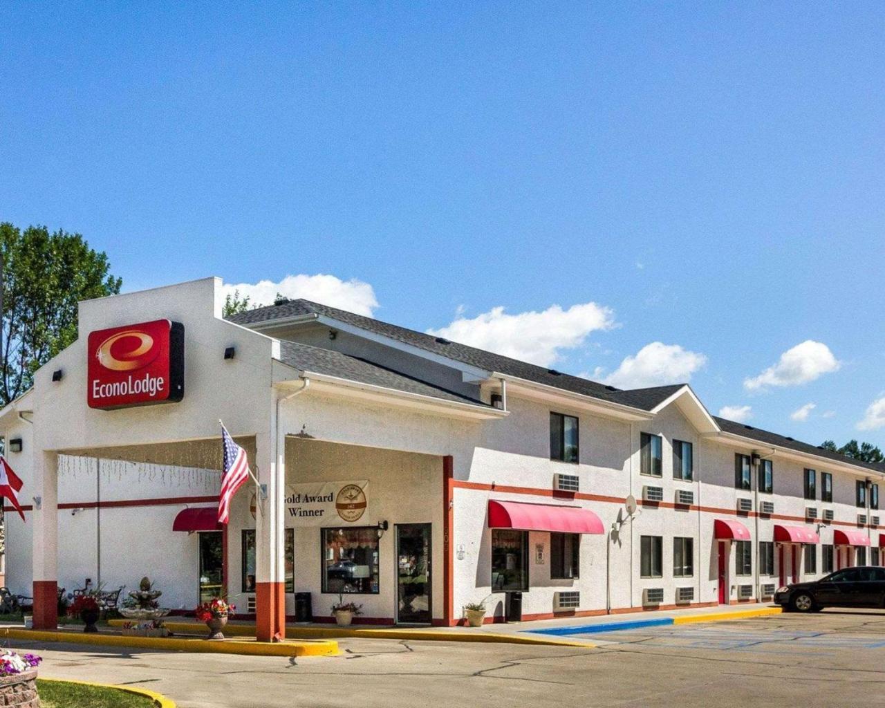 Econo Lodge Grand Forks Exteriér fotografie