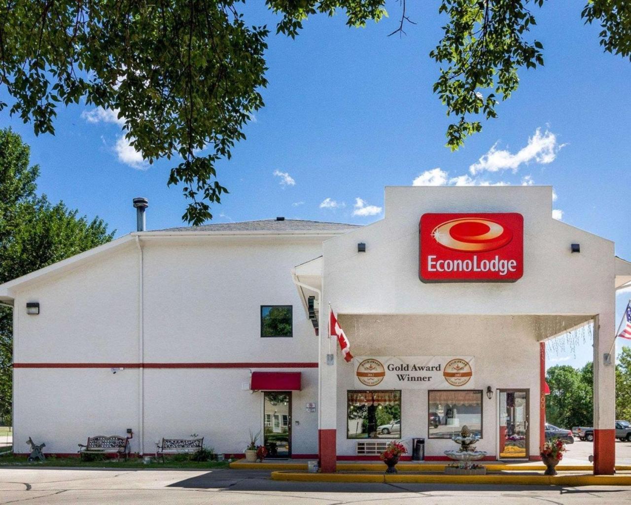 Econo Lodge Grand Forks Exteriér fotografie